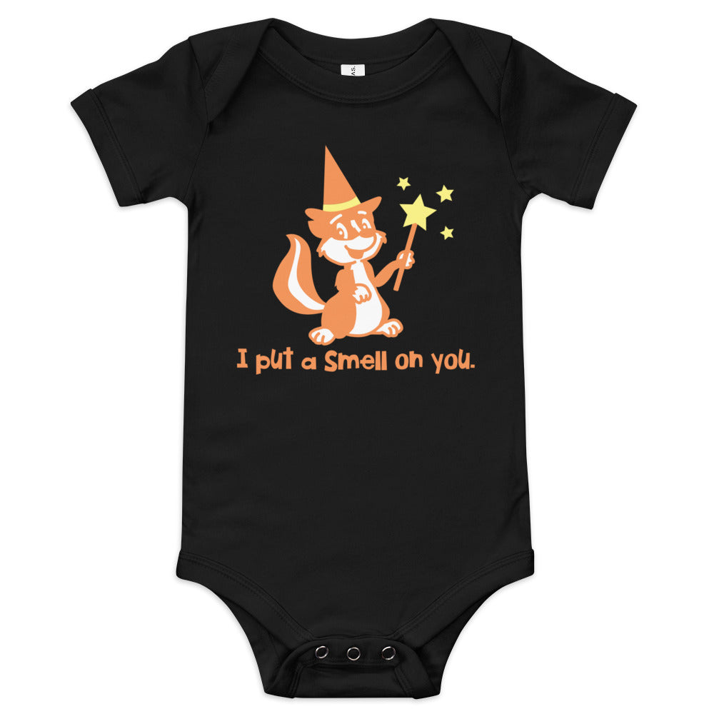 Baby Funny Halloween One Piece Bodysuit - I Put A Smell On You Cute Skunk Design for Baby Girls and Boys, Short Sleeve Clothing