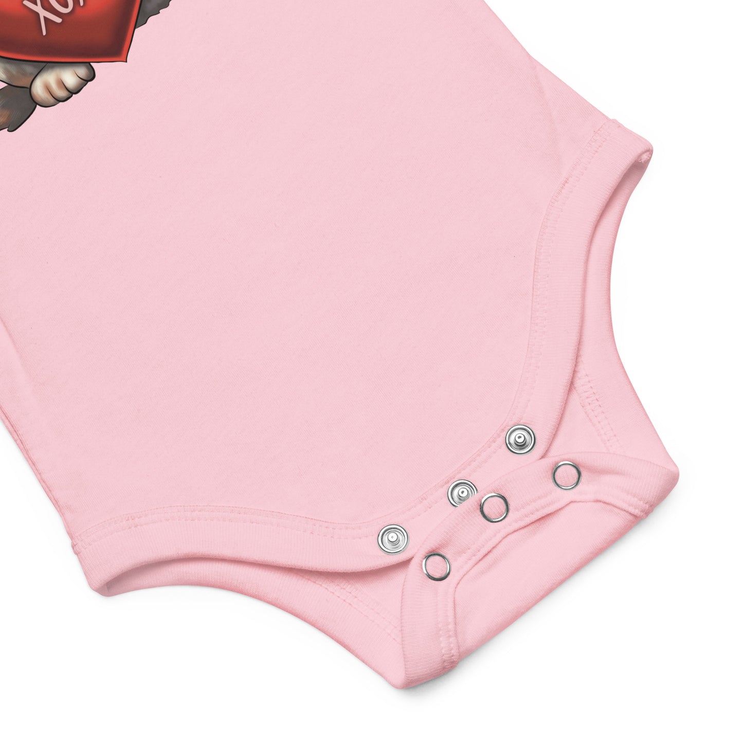 Pictured is a close up view of the 3 snaps of a pink, short sleeved, one piece bodysuit for baby girls to wear for Valentine's Day. The       cute graphic design for this baby clothing is an adorable kitten dressed up as Cupid and holding a heart that says "xoxo". This infant       snapsuit comes in 4 colors, pink, grey, yellow, and white. Sizes available are 3-6 months, 6-12 months, and 12-18 months.