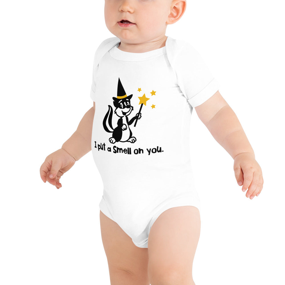 Baby Funny Halloween One Piece Bodysuit - I Put A Smell On You Cute Skunk Design for Baby Girls and Boys, Short Sleeve Clothing