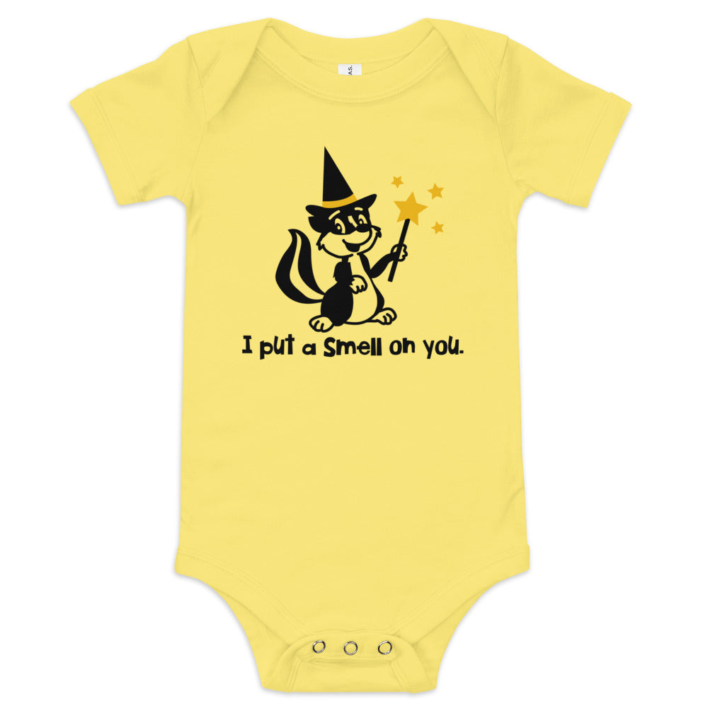 Baby Funny Halloween One Piece Bodysuit - I Put A Smell On You Cute Skunk Design for Baby Girls and Boys, Short Sleeve Clothing